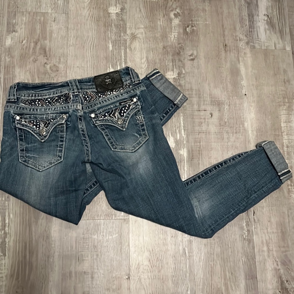 Miss Me Skinny Jeans 27 / Inseam 32